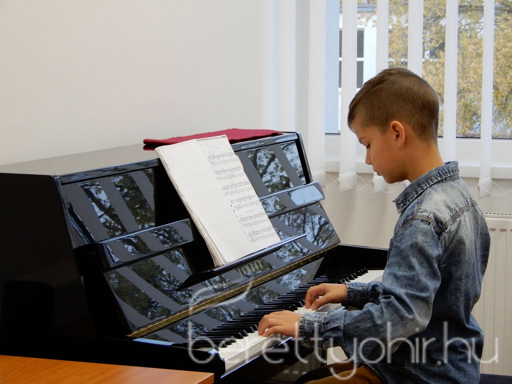 Átadták a zeneiskola új épületét 54